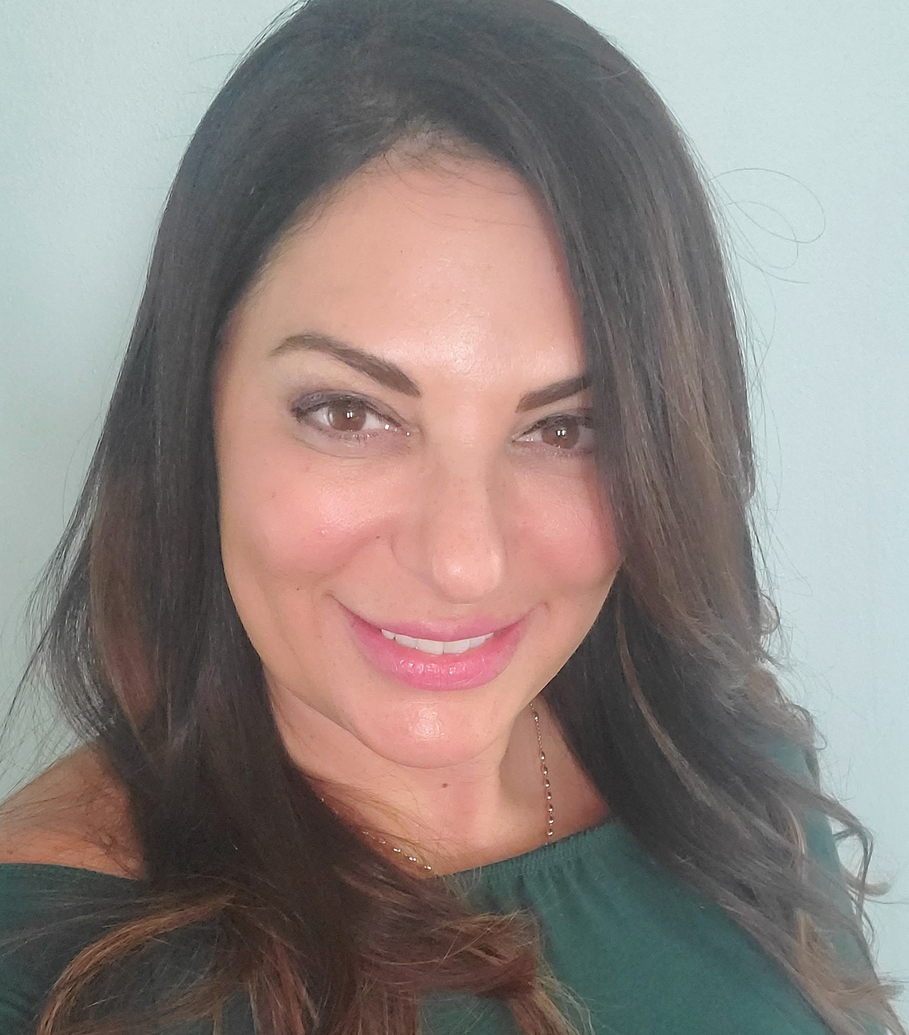Lisa Feltrinelli, LoKation real estate agent