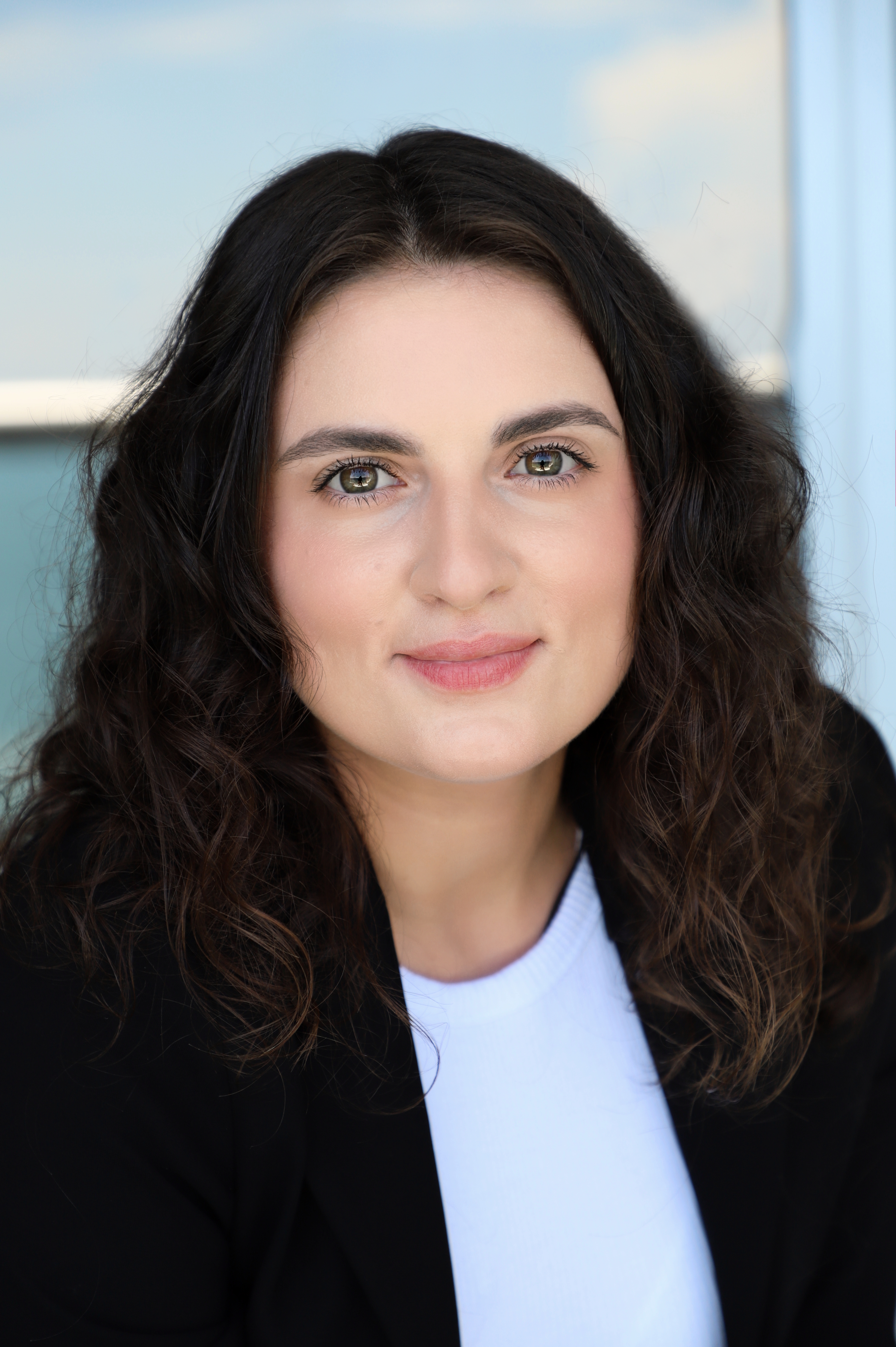 Mariya Tchakmazova, LoKation real estate agent