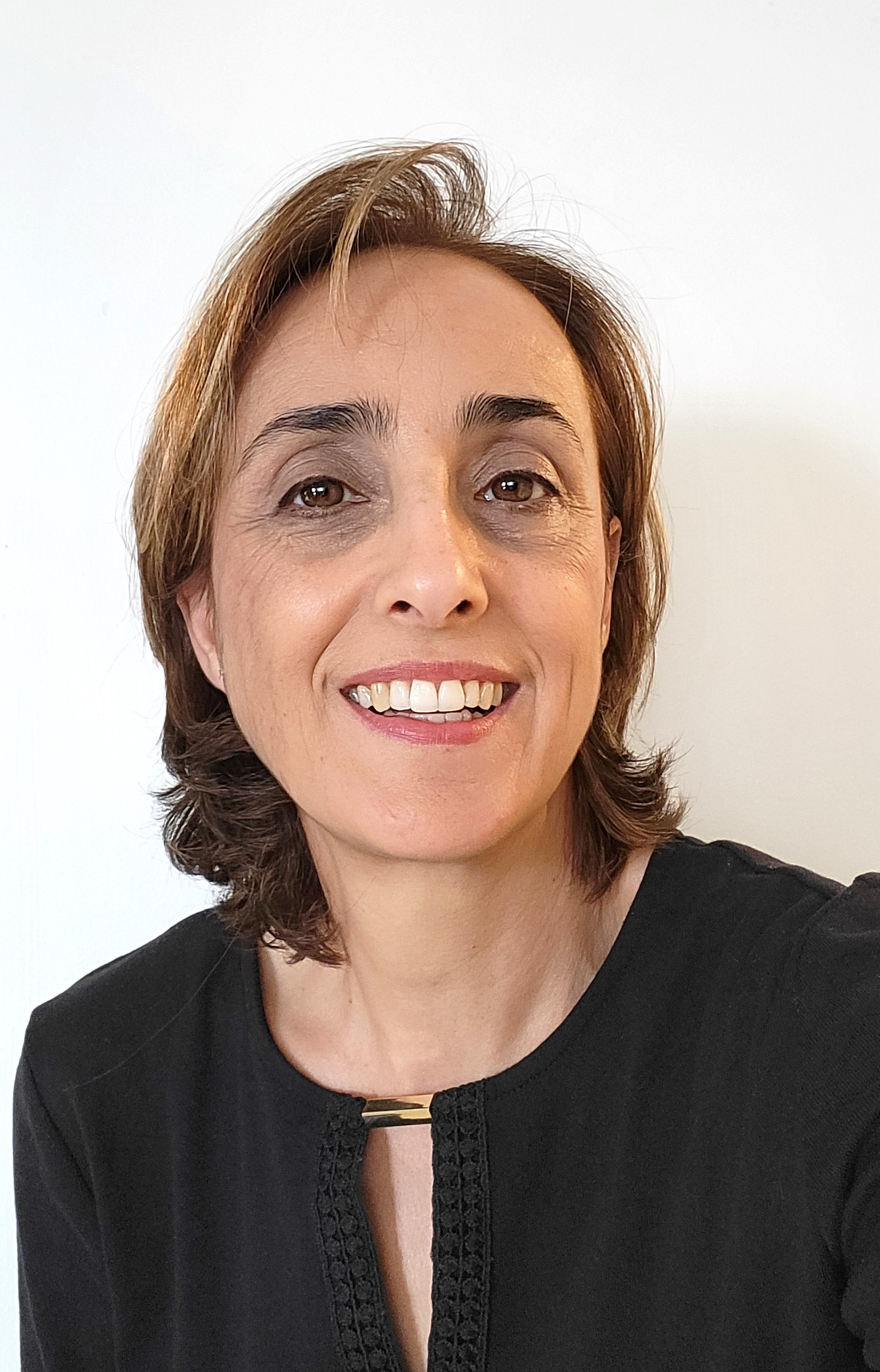 Pinar Castillo, LoKation real estate agent