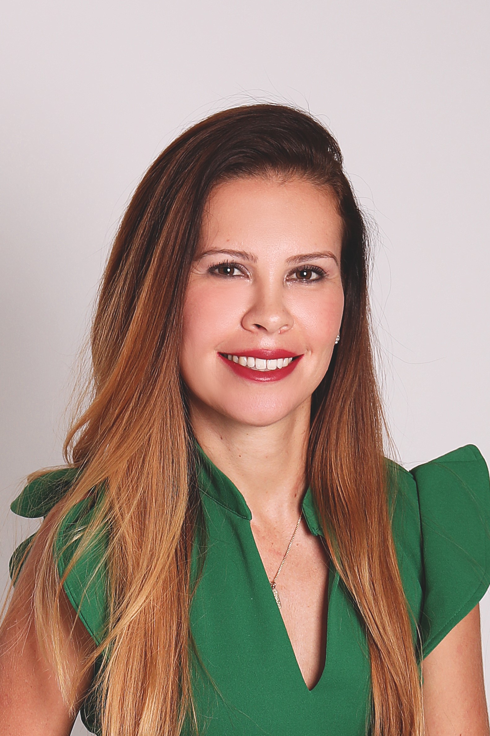 Luciene Silva, LoKation real estate agent