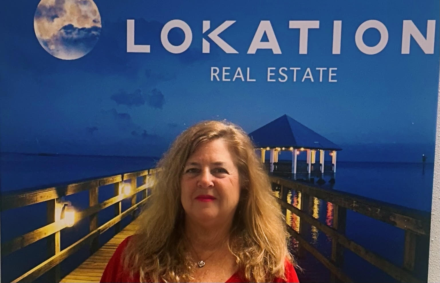 Diane Woods , LoKation real estate agent