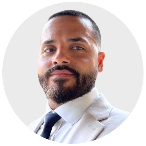 Julio Llanes, LoKation real estate agent