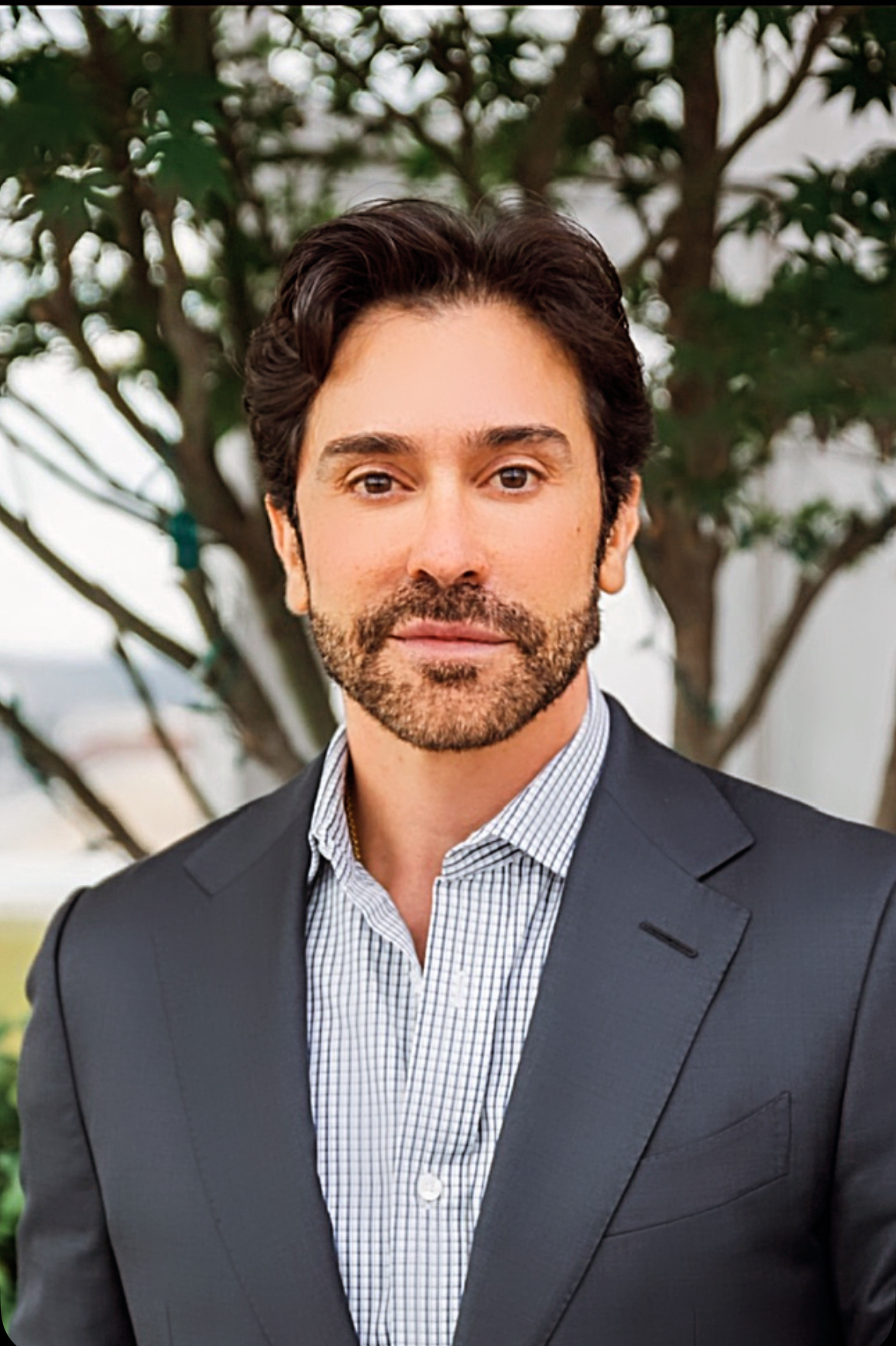 Omar Akrouk, LoKation real estate agent