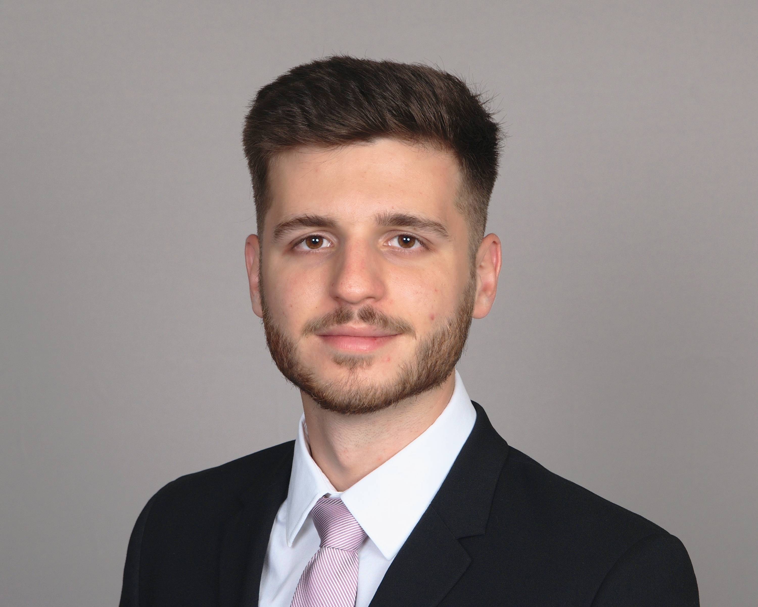 Erik Ardelean, LoKation real estate agent