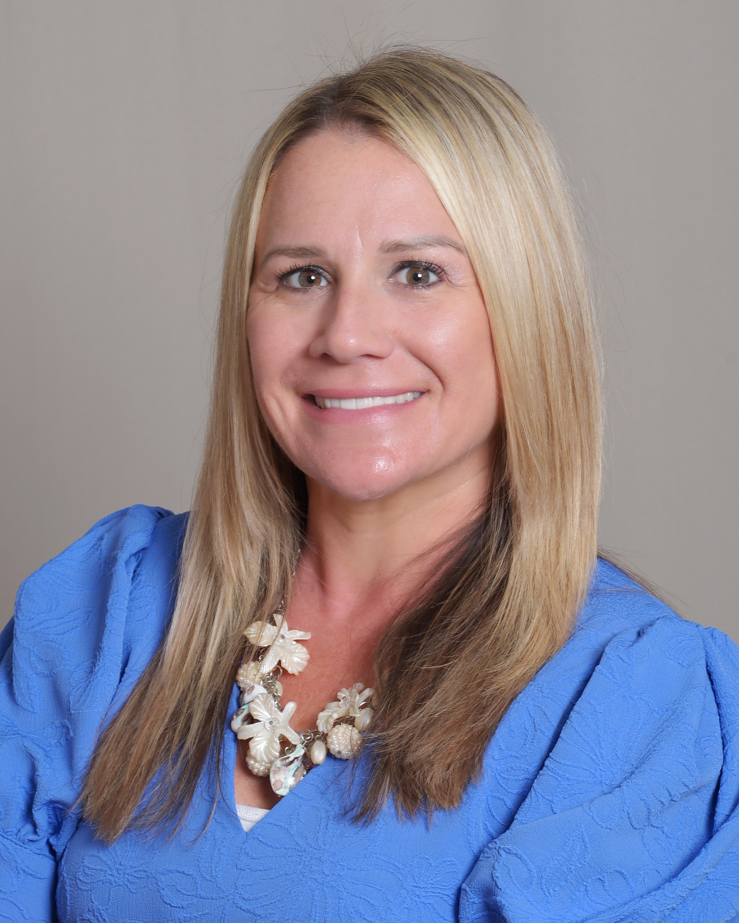 Lindsey Cendejas, LoKation real estate agent