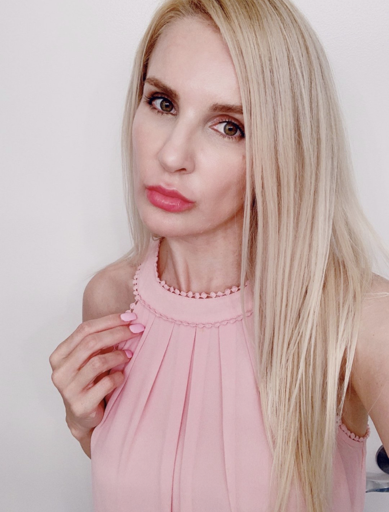Milena Spasojevic, LoKation real estate agent
