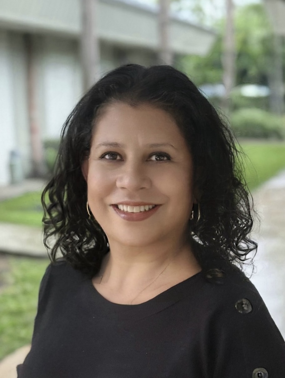 Adriana Molsbee, LoKation real estate agent