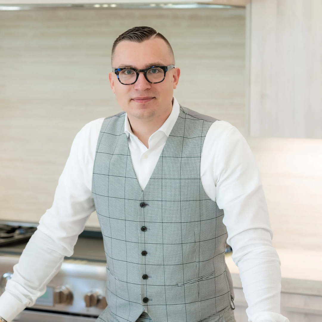 Vitaliy Nikolaenko, LoKation real estate agent