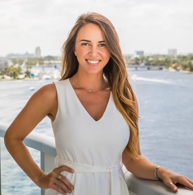 Juliet Bain , LoKation real estate agent