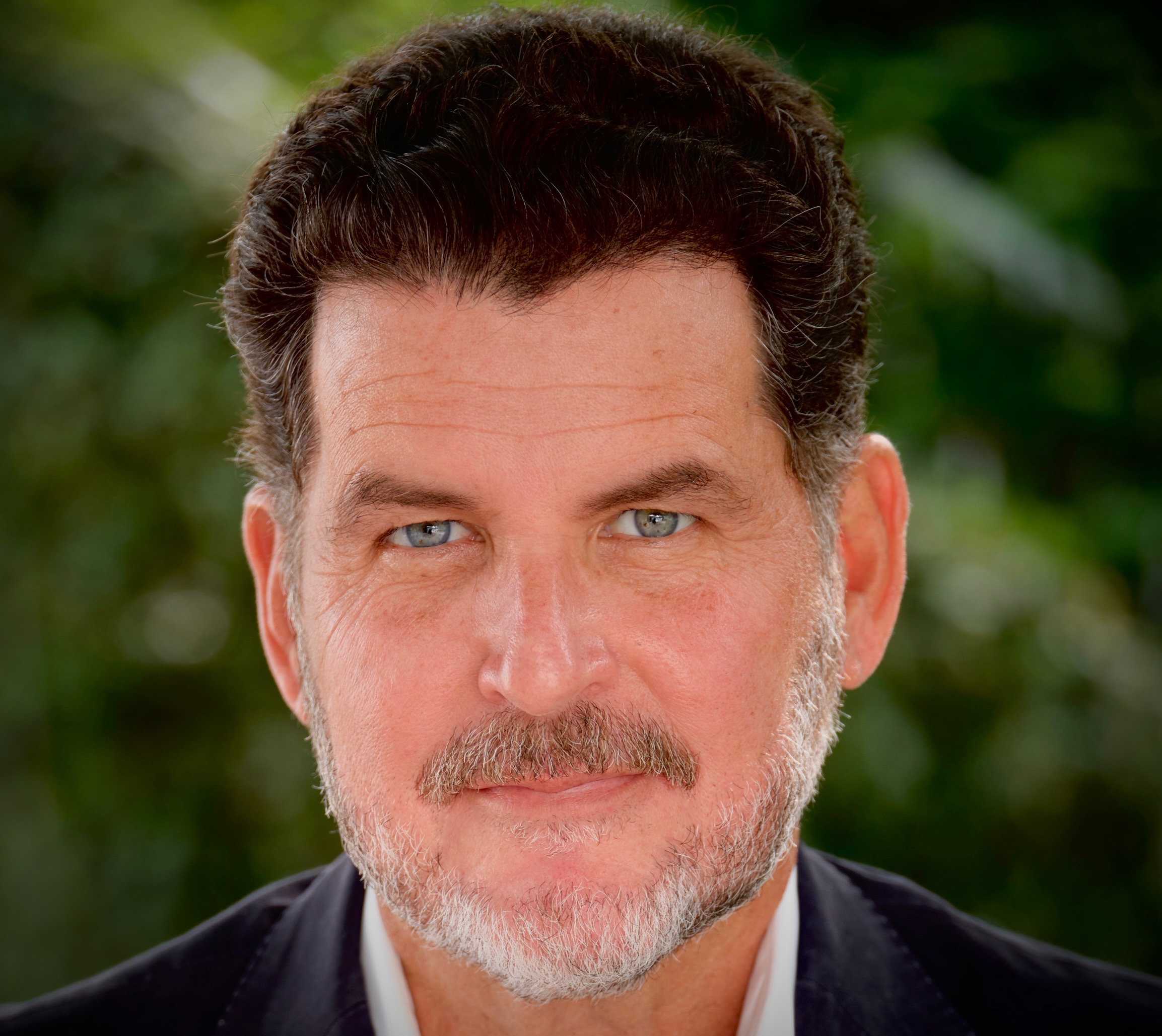 GUSTAVO FERNANDEZ, LoKation real estate agent