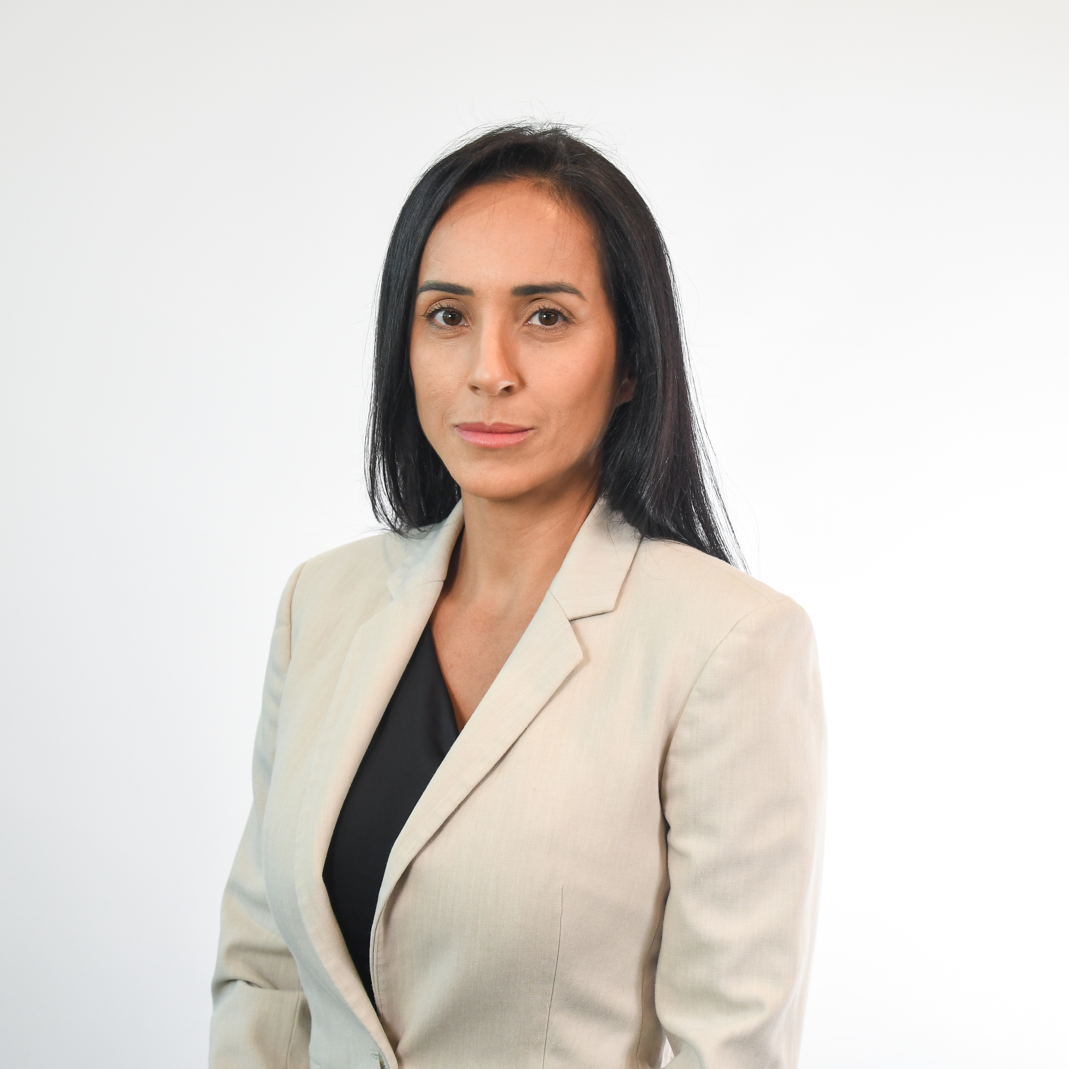 Layla Cavalcanti, LoKation real estate agent