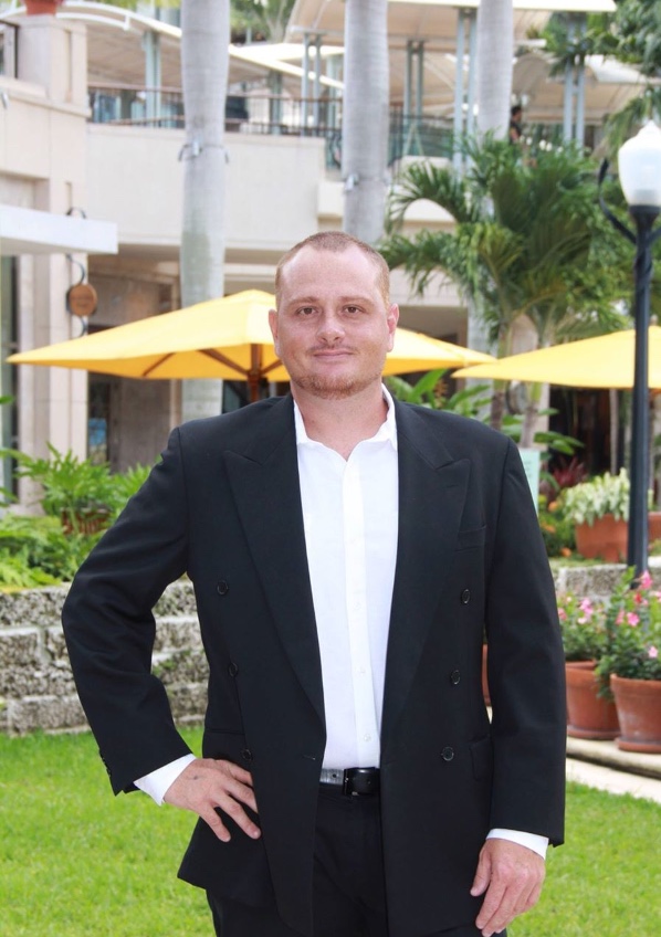 Vincenzo Sgroi, LoKation real estate agent