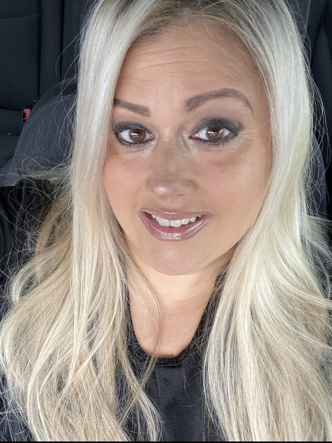 Medina Paonessa, LoKation real estate agent