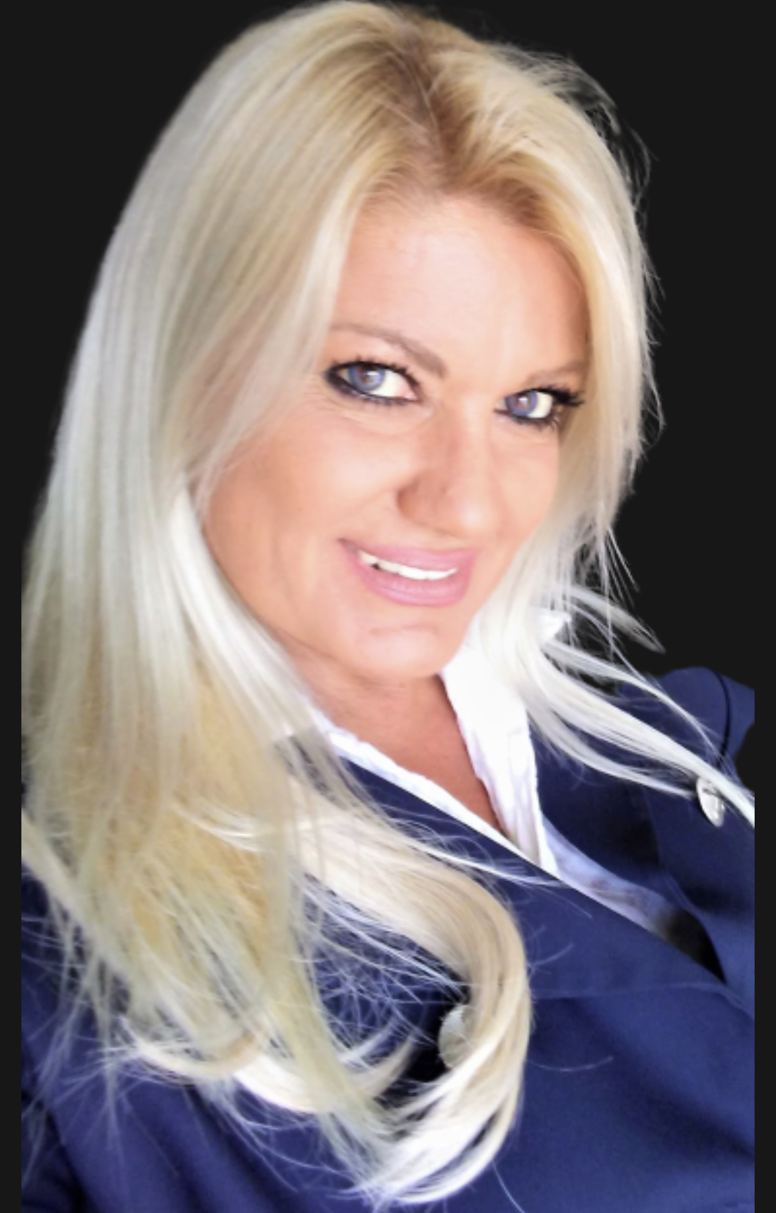 Zeynep Gunsur, LoKation real estate agent