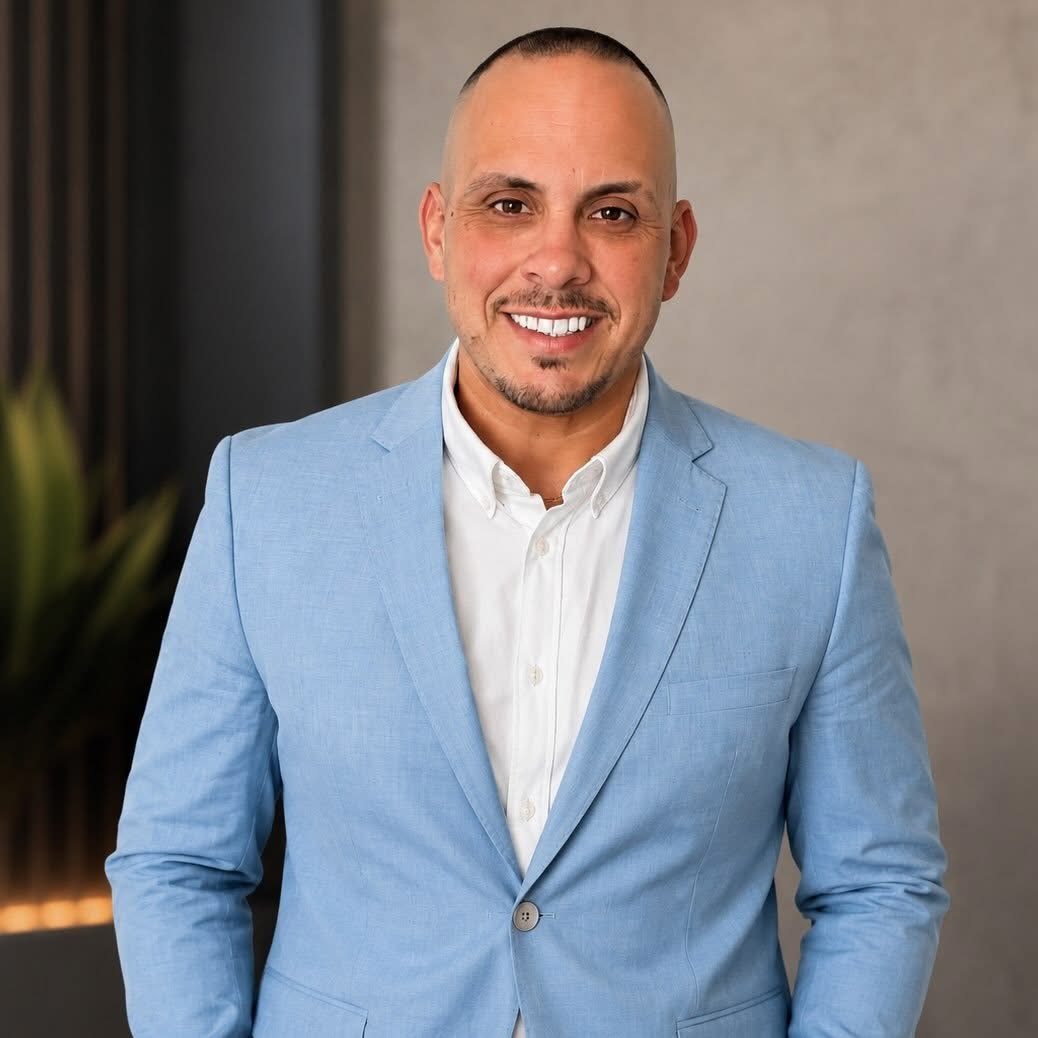 JONATHAN RAY SANTOS, LoKation real estate agent
