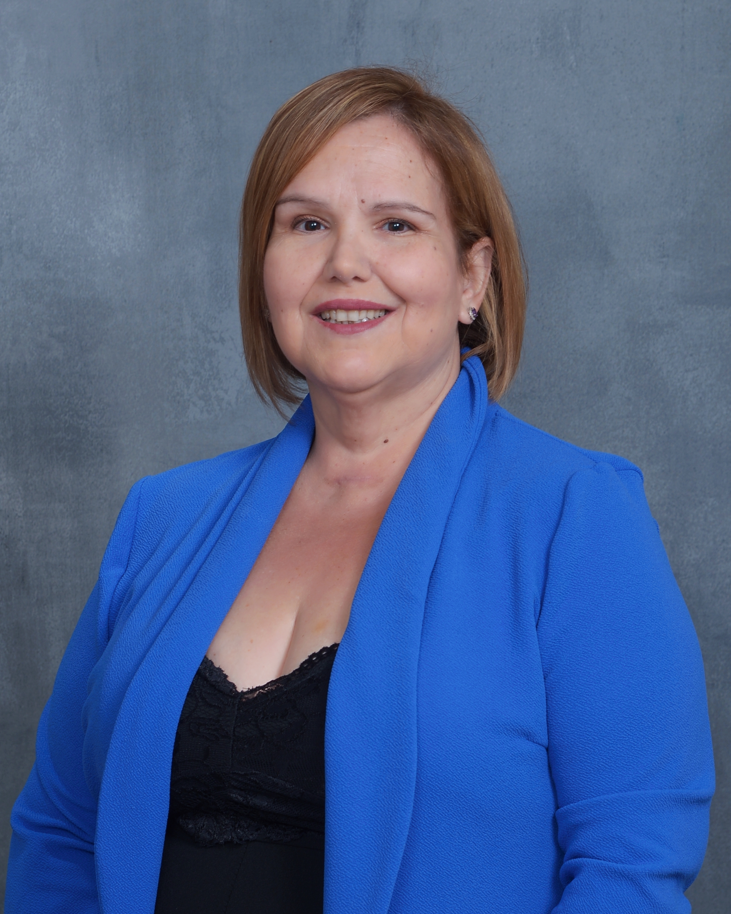 YUXSIMI GONZALEZ, LoKation real estate agent